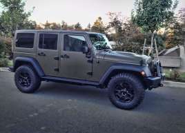 Full Jeep Wrap in Matte Green