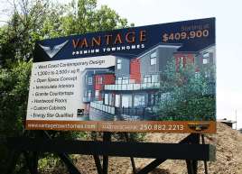 Vantage Townhomes Sign