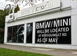 Mini Victoria Store Front Graphics